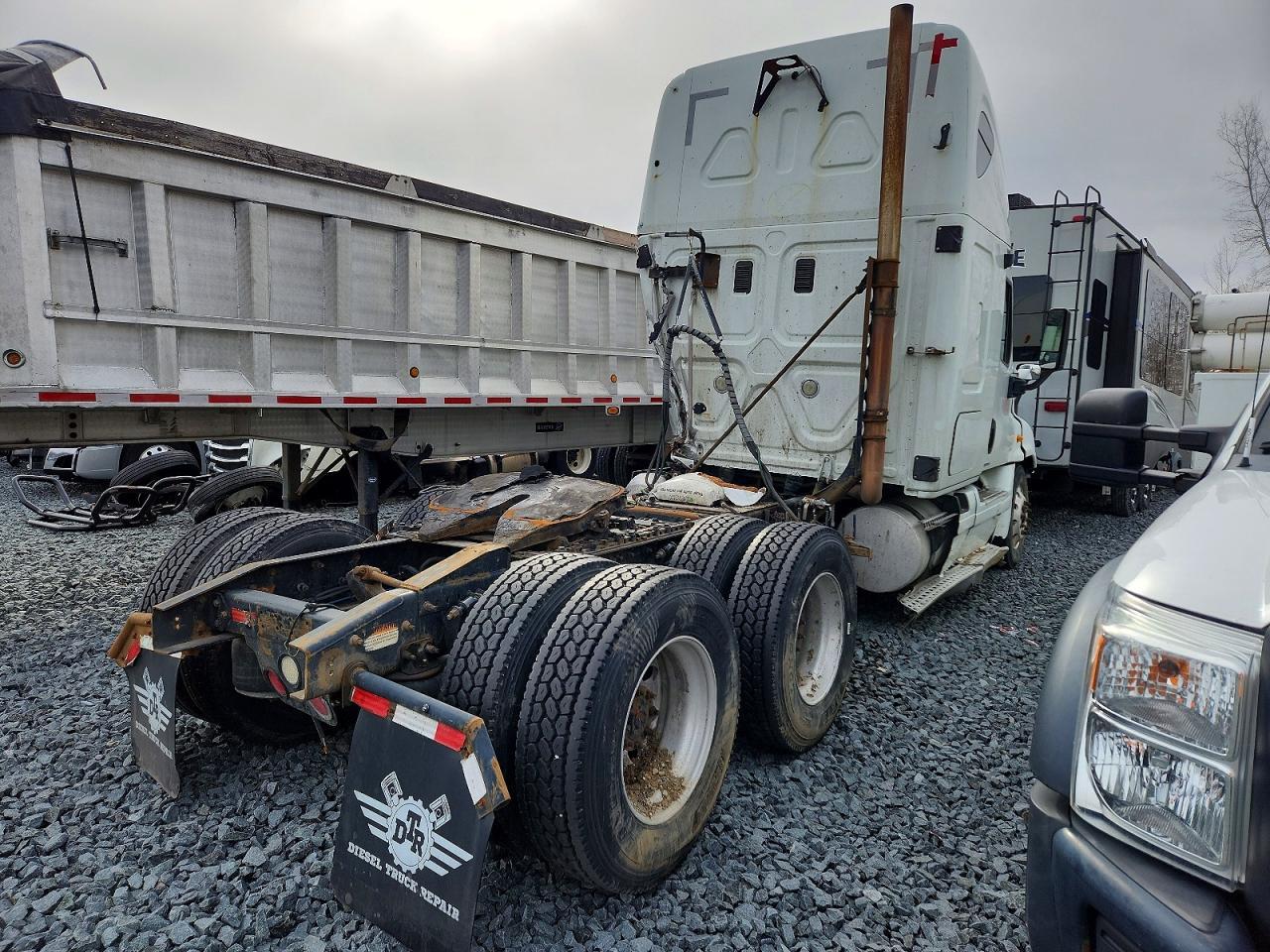 2009 Freightliner Cascadia 125