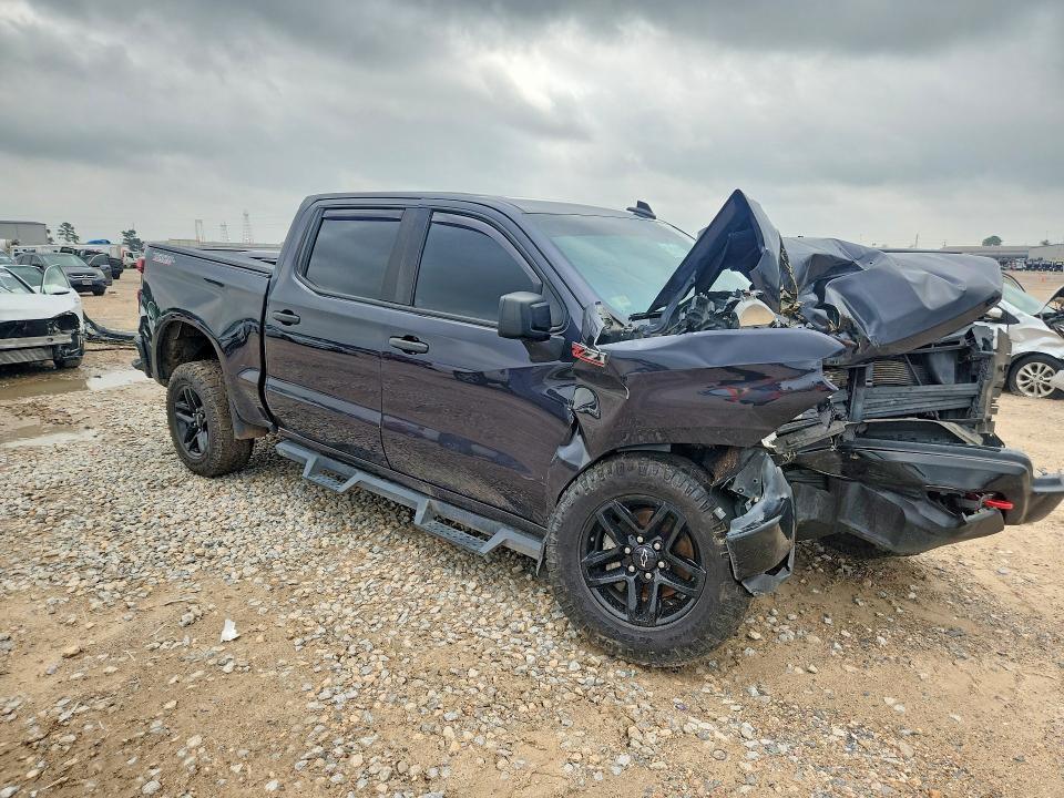 2022 Chevrolet Silverado K1500 Trail Boss Custom