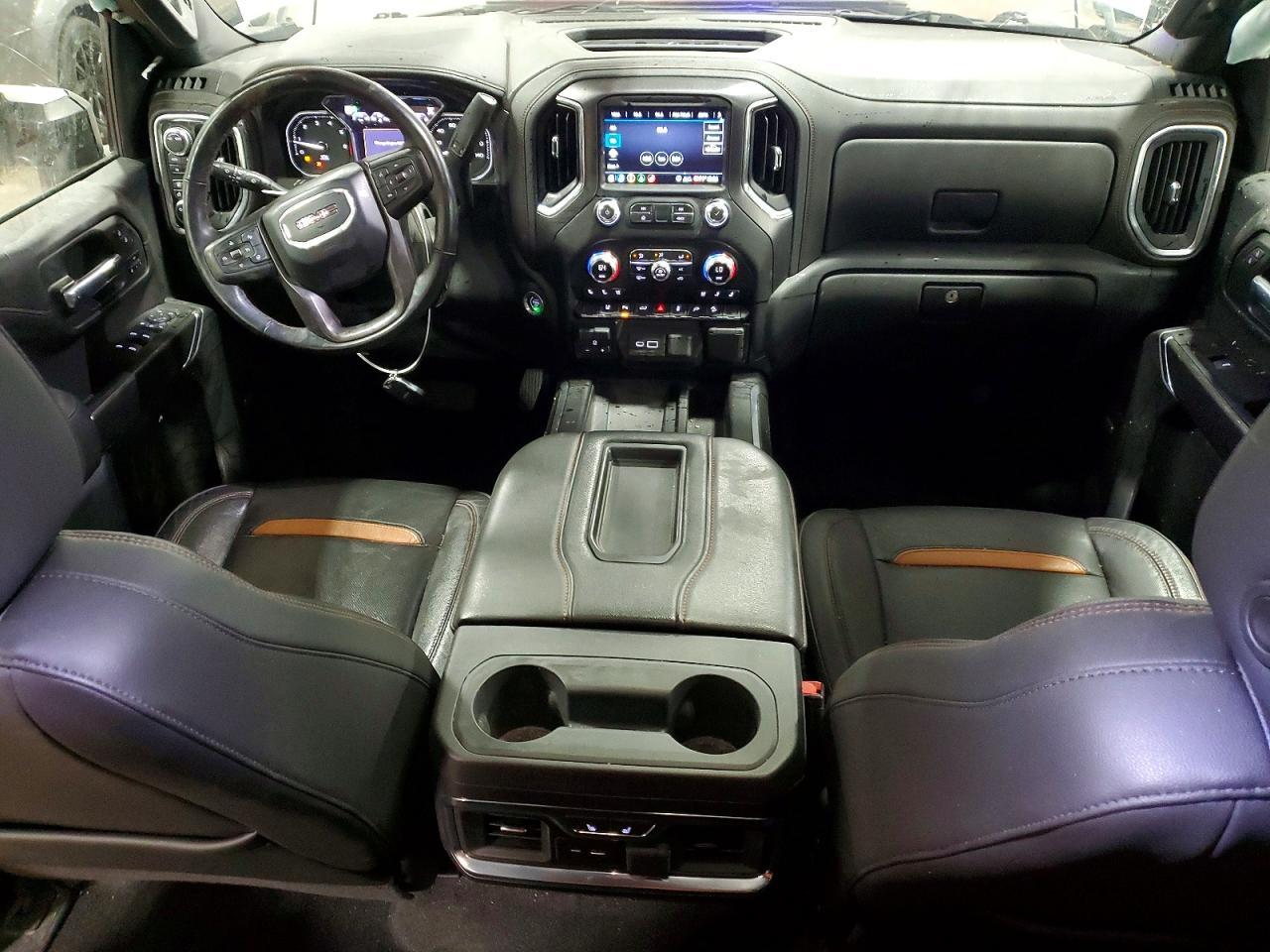 2020 GMC Sierra K2500 AT4