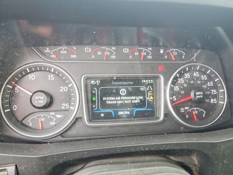 2022 International LT625-Semi Truck