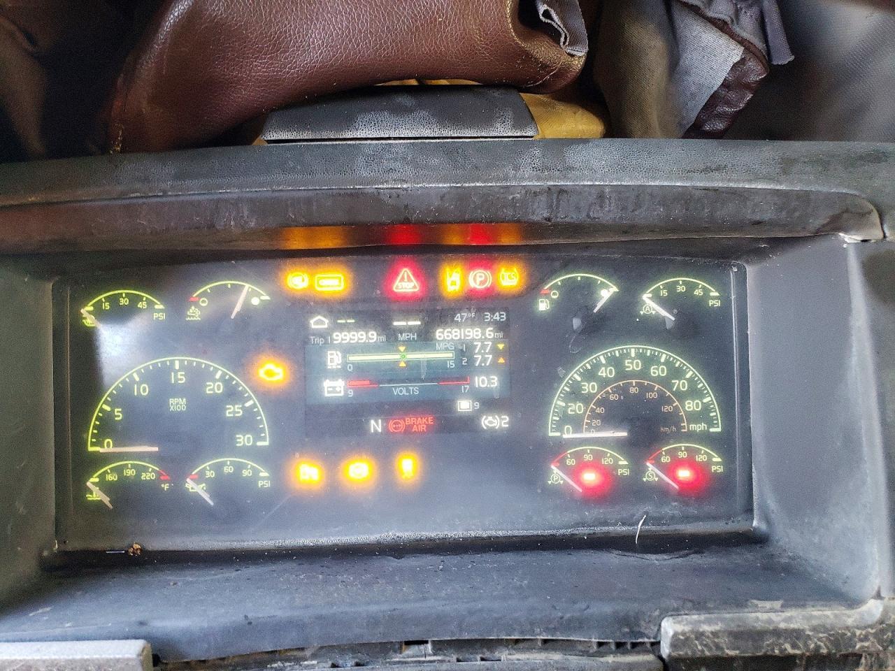 2019 Volvo VNL Semi Truck