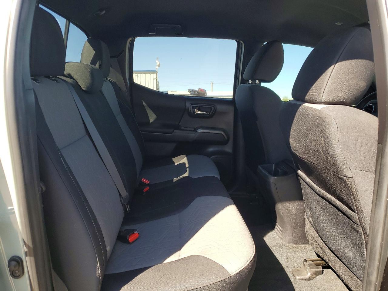 2023 Toyota Tacoma TRD OFF-Road