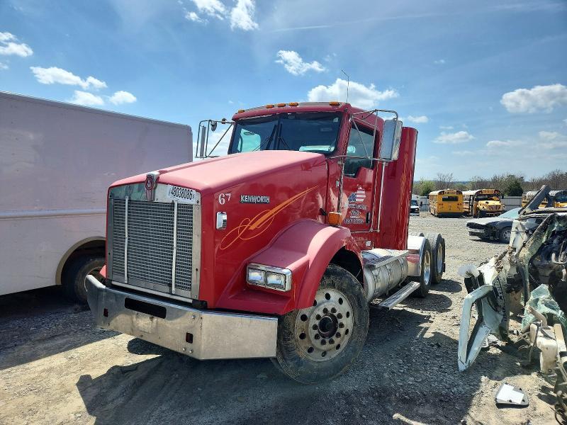 2008 Kenworth Construction T800