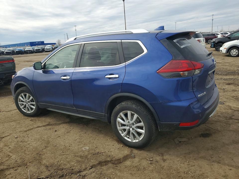 2020 Nissan Rogue sv