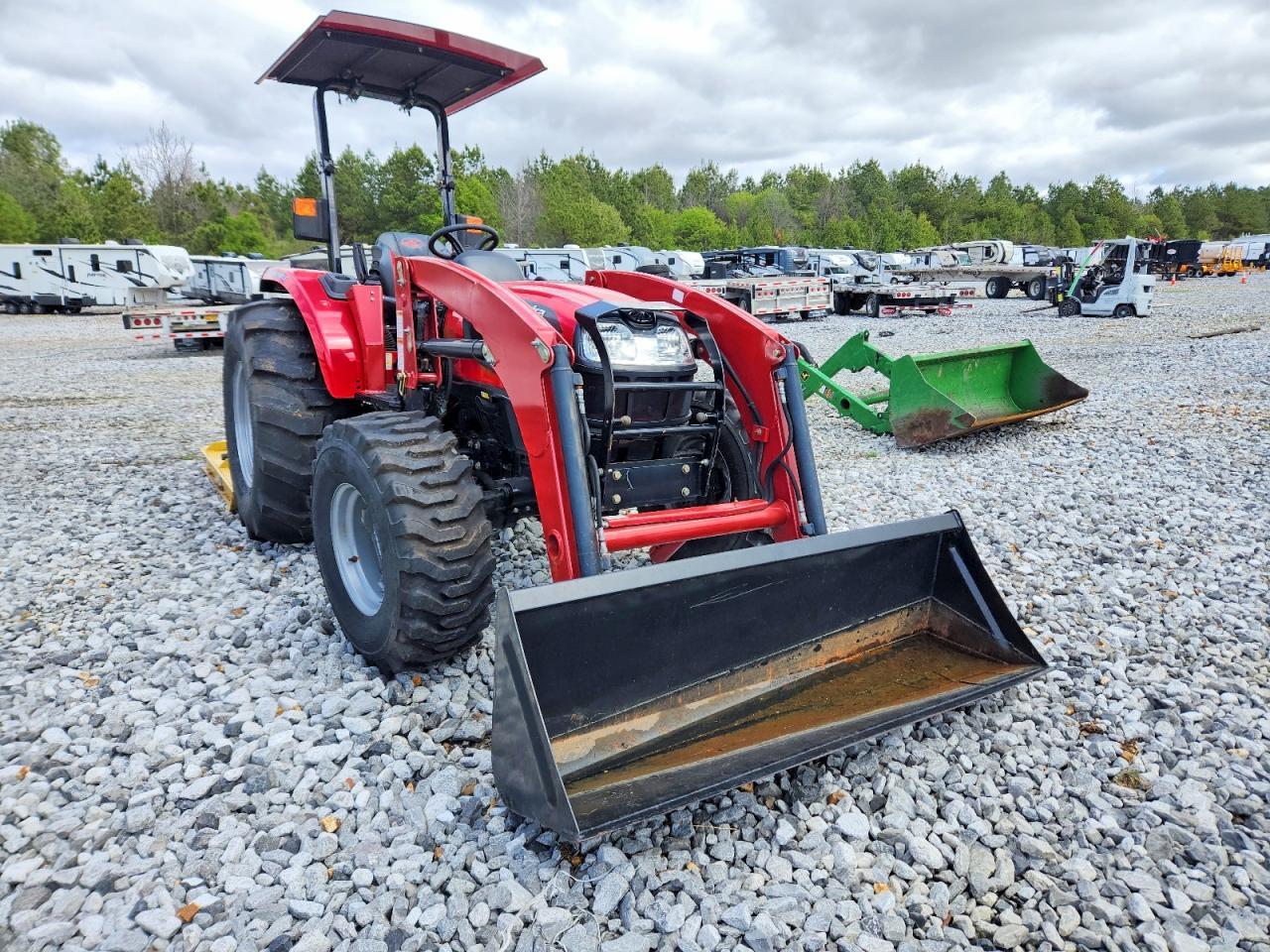 2023 Mahindra Mfwd Tractor
