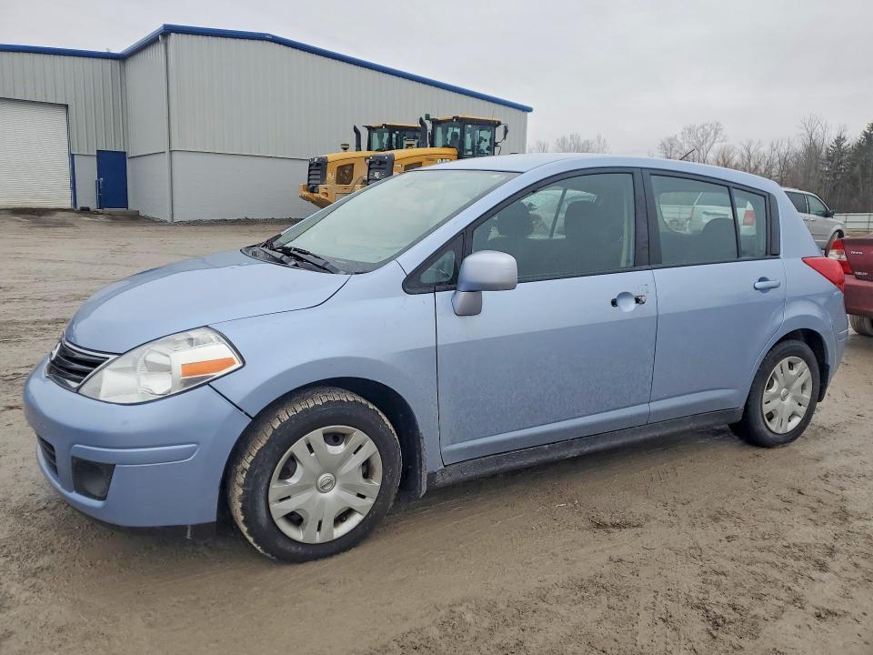2010 Nissan Versa 1.8 s