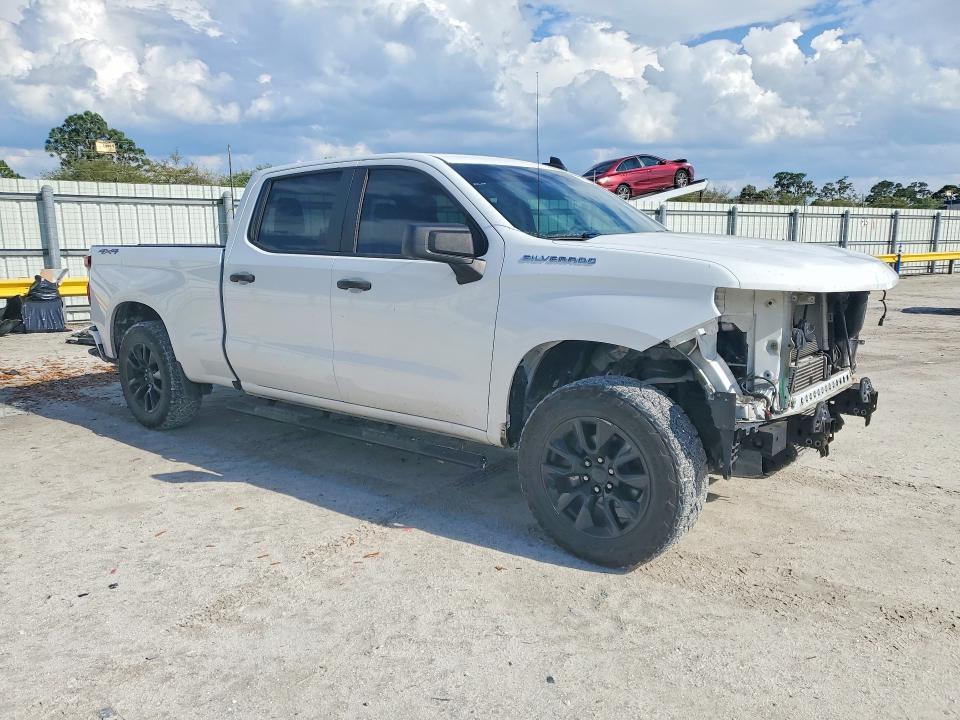 2020 Chevrolet Silverado K1500 Custom