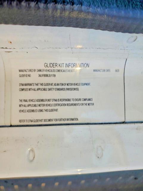 2020 Freightliner Conventional Coronado 132