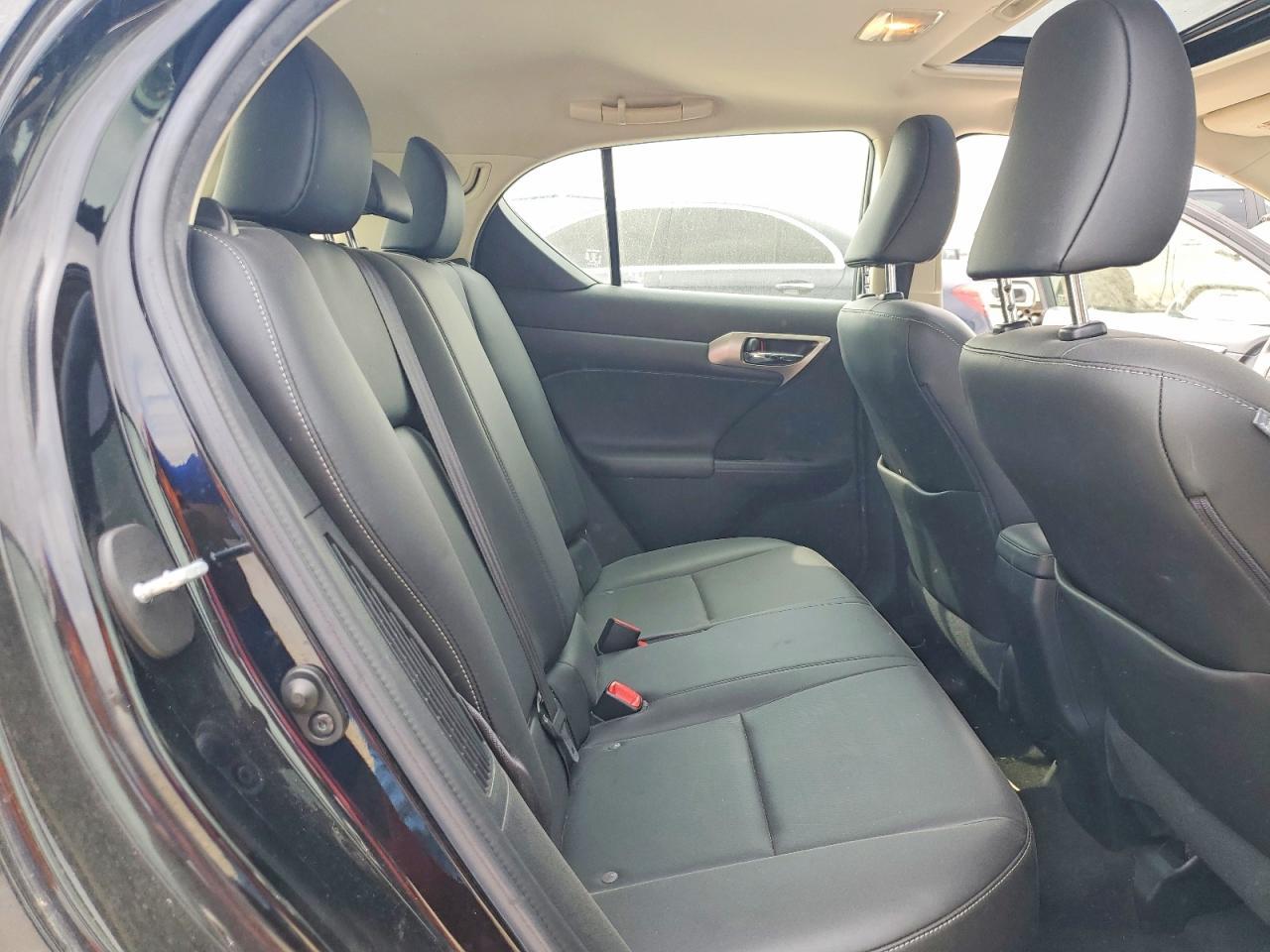 2015 Lexus Ct 200h Base