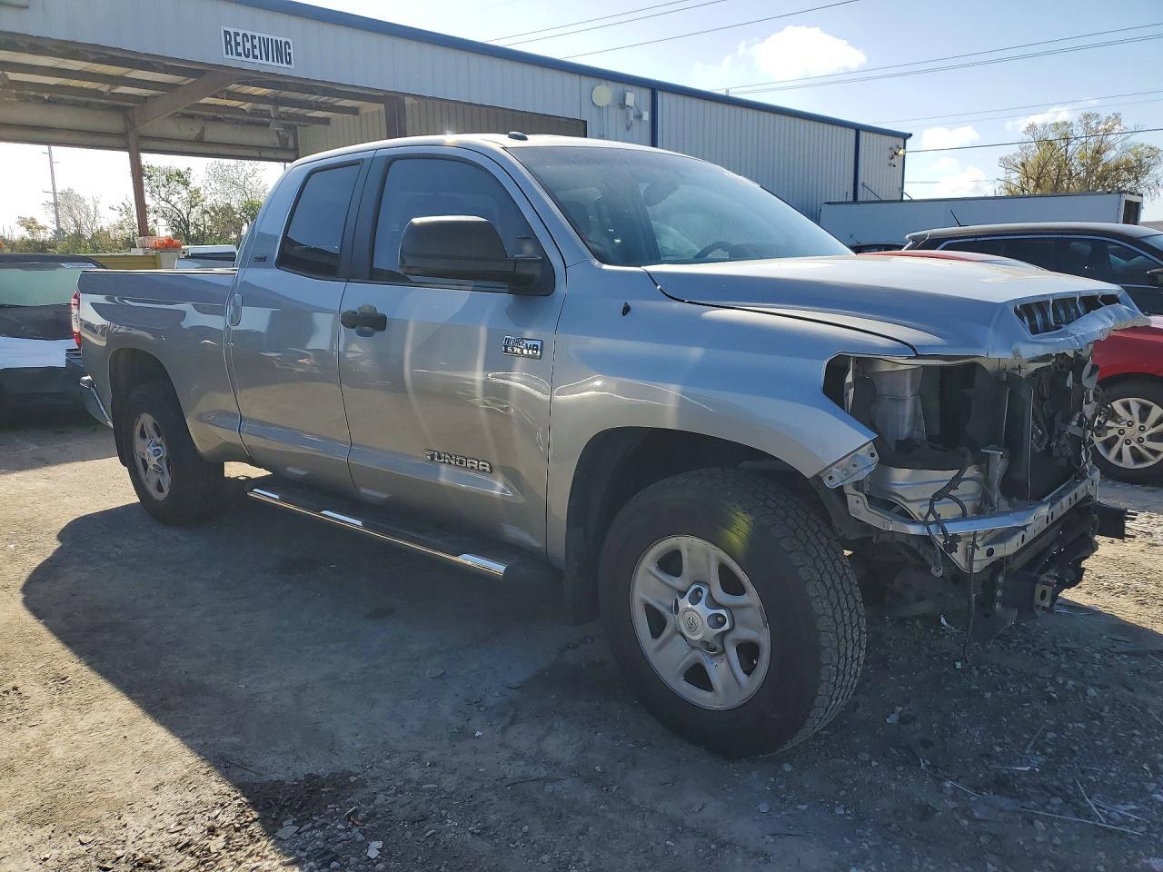 2015 Toyota Tundra SR5