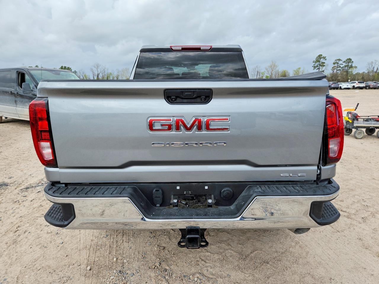 2025 GMC Sierra K2500 SLE