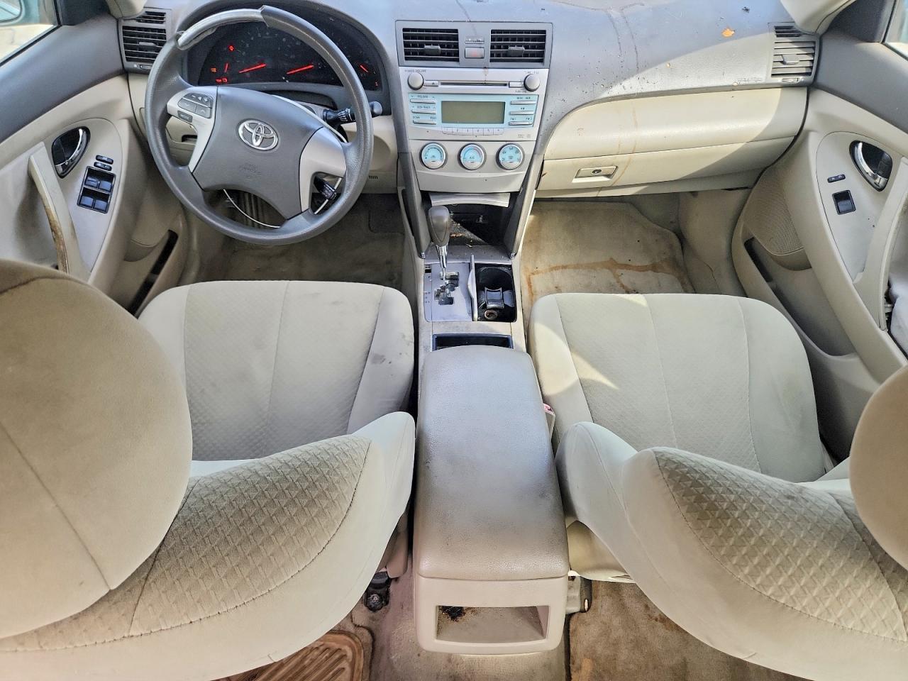 2009 Toyota Camry le