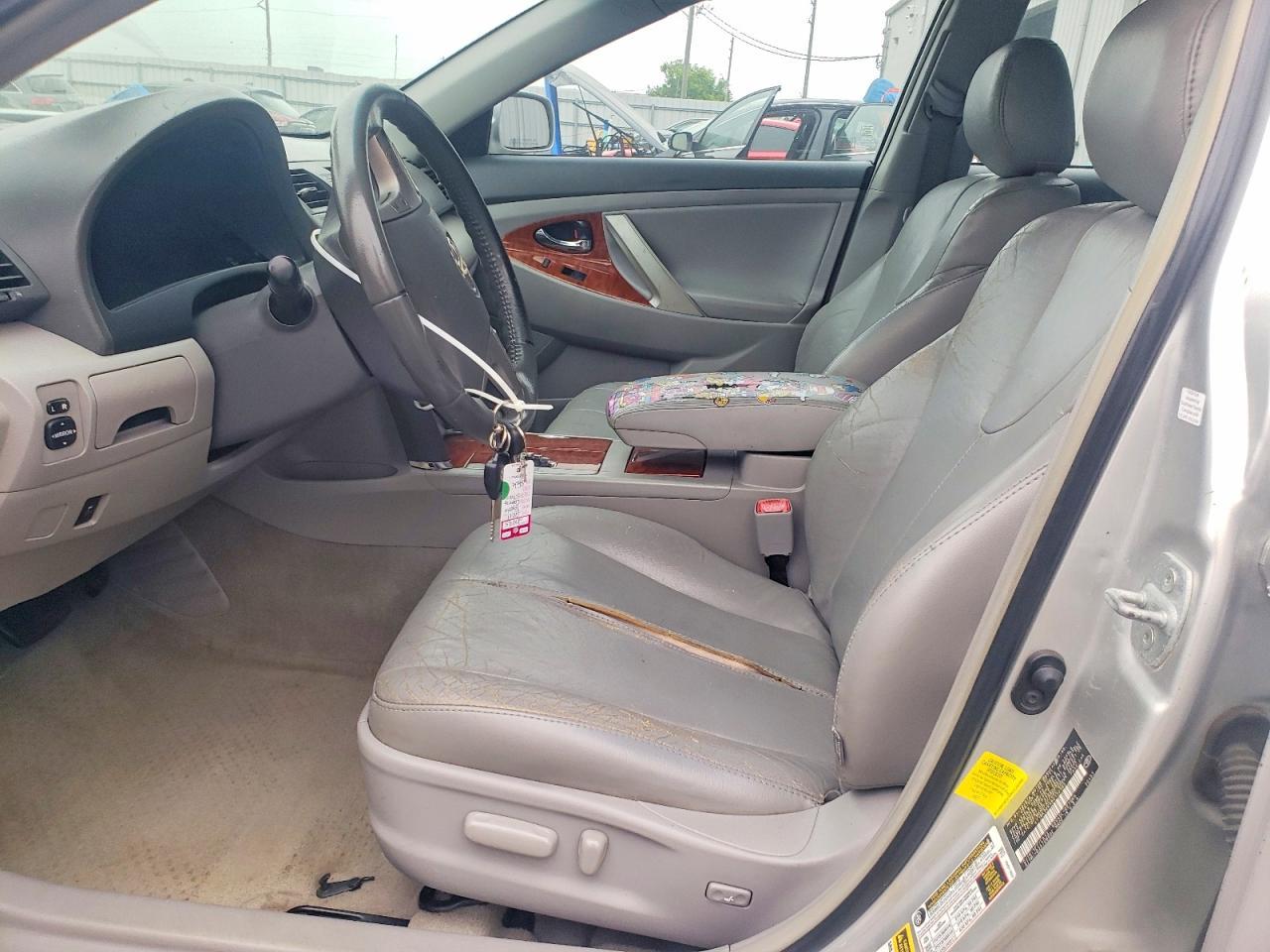 2011 Toyota Camry xle V6