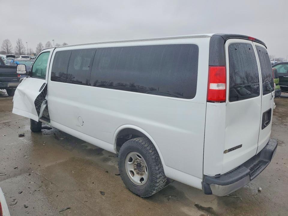 2019 Chevrolet 2019 Chev Express G3500 LT