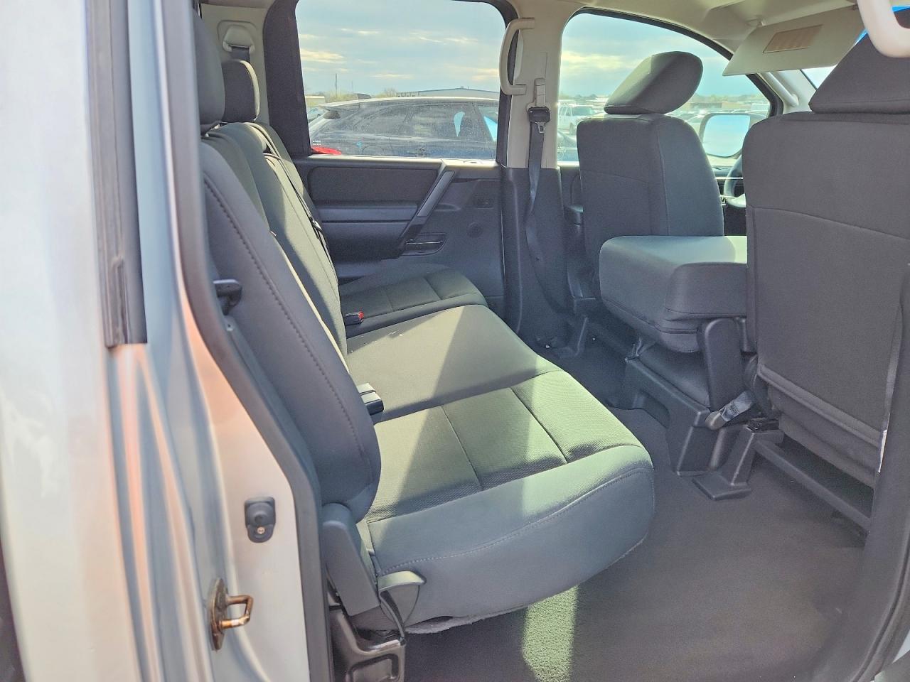 2010 Nissan Titan XE