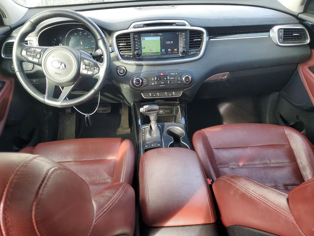 2017 KIA Sorento sx V6