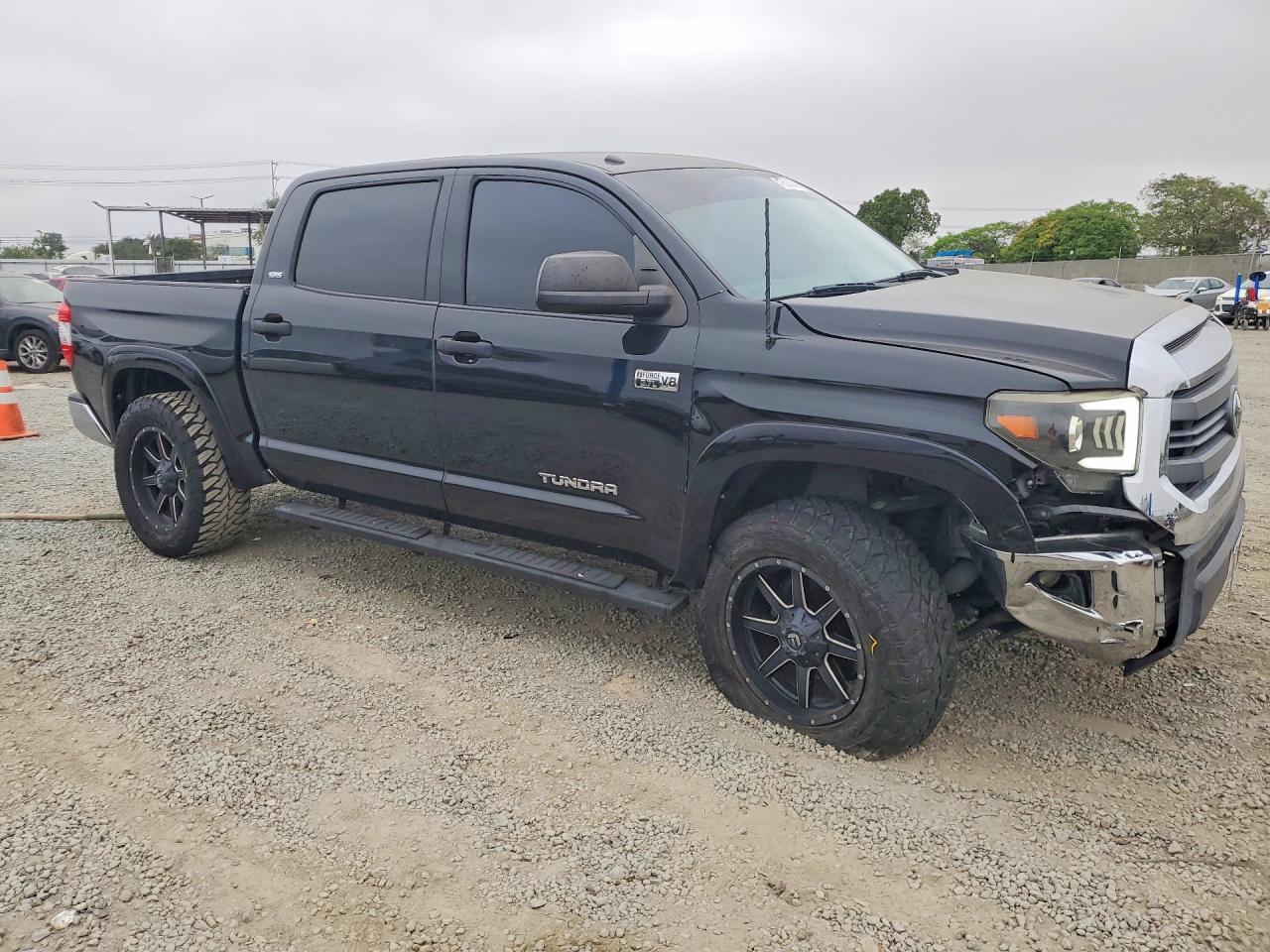 2014 Toyota Tundra SR5