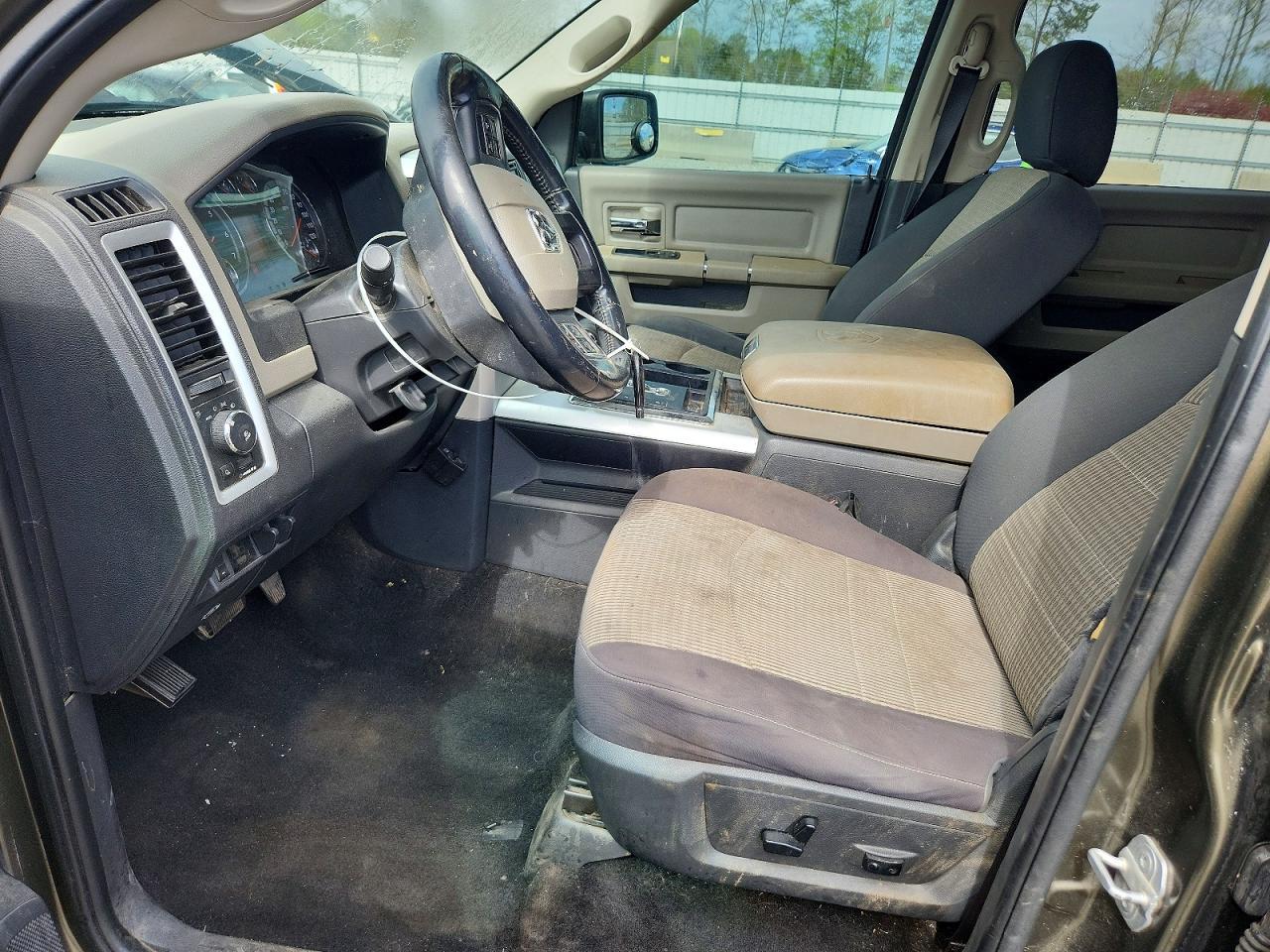 2012 Dodge RAM 1500 SLT