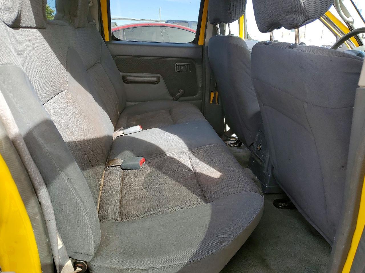 2002 Nissan Frontier XE-V6
