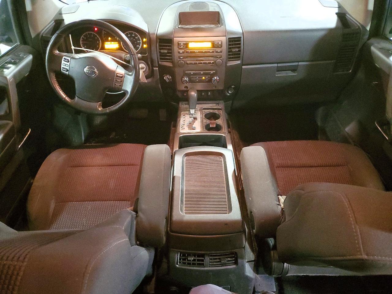 2012 Nissan Titan SV