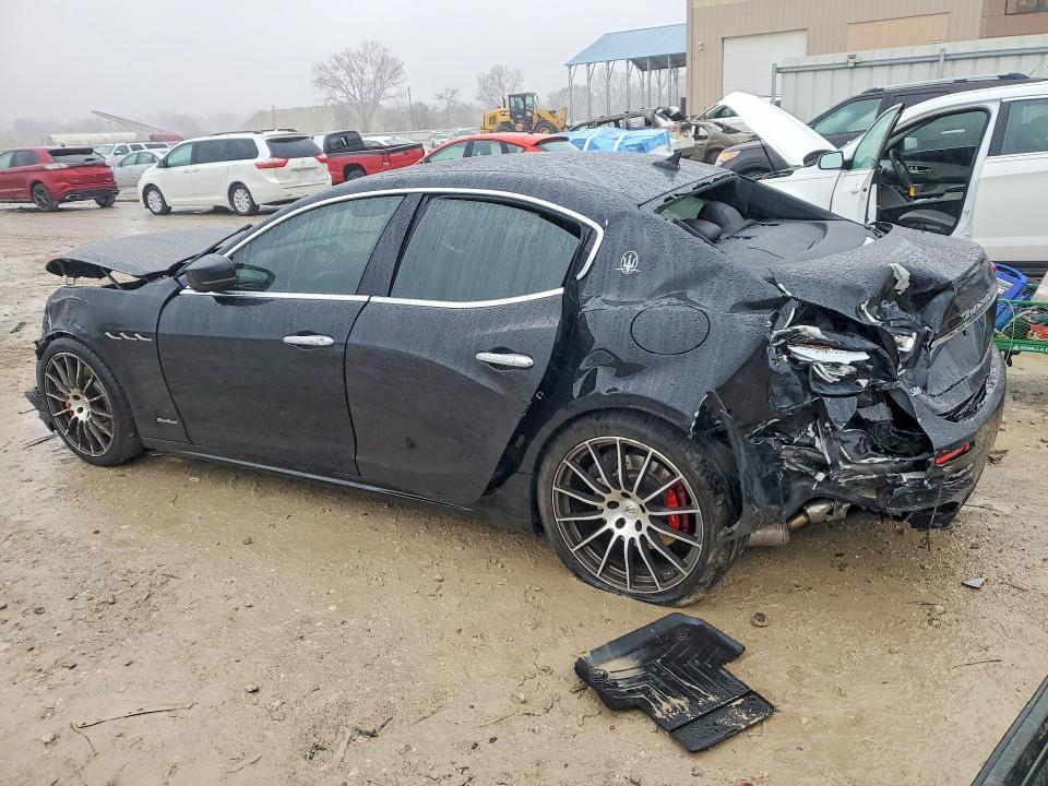 2018 Maserati Ghibli s