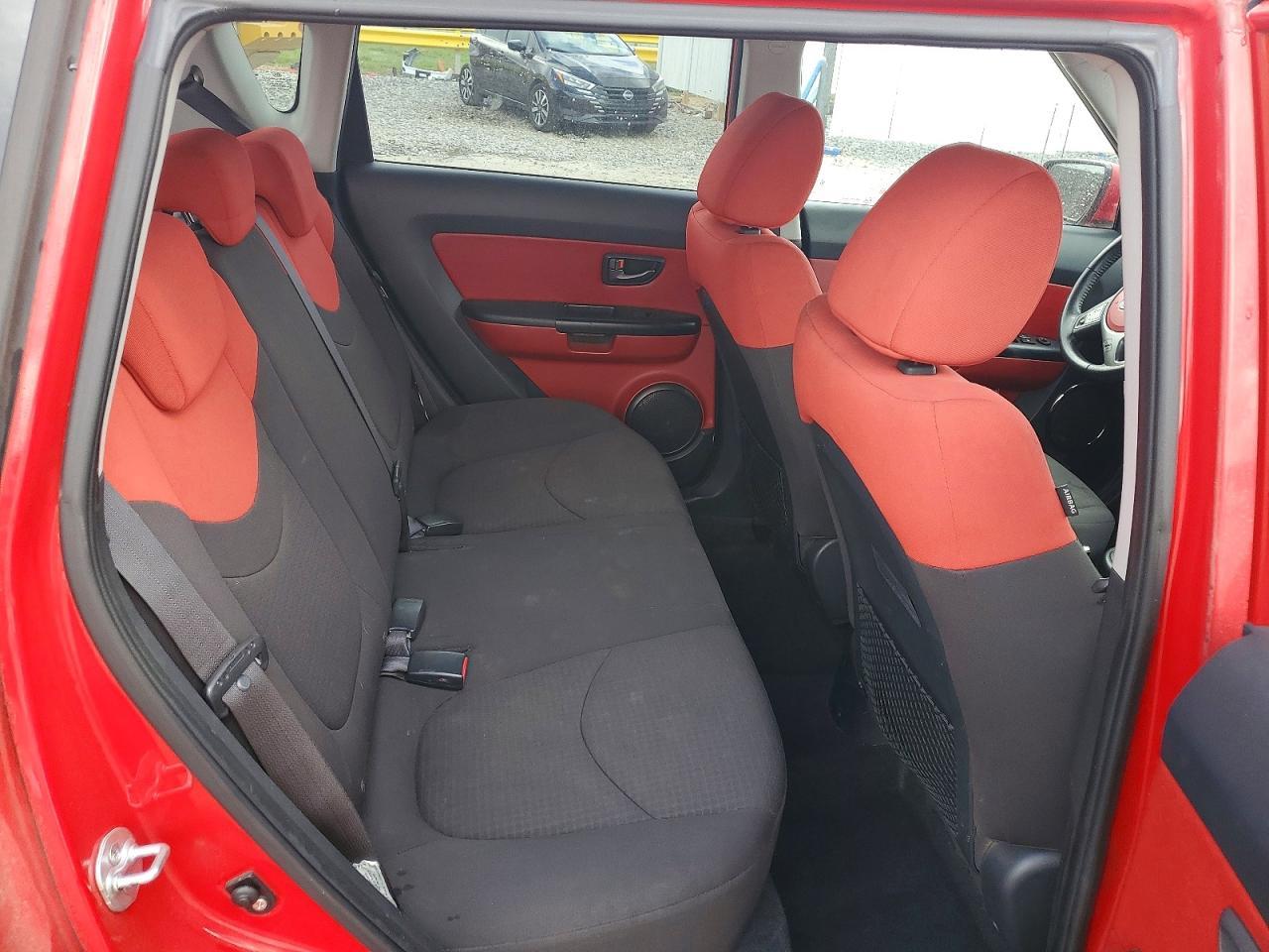 2010 KIA Soul +