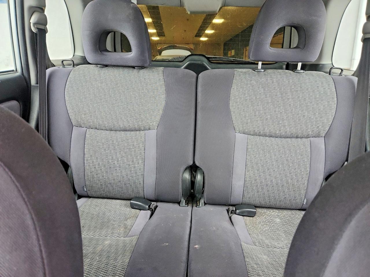 2005 Toyota Rav4 Base