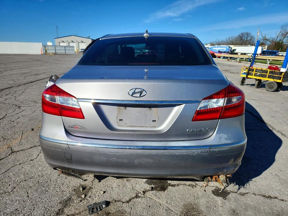2013 Hyundai Genesis 3.8l
