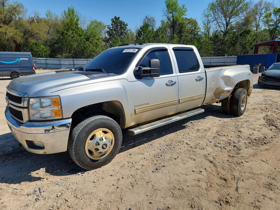 2011 Chevrolet Silverado K3500 LTZ