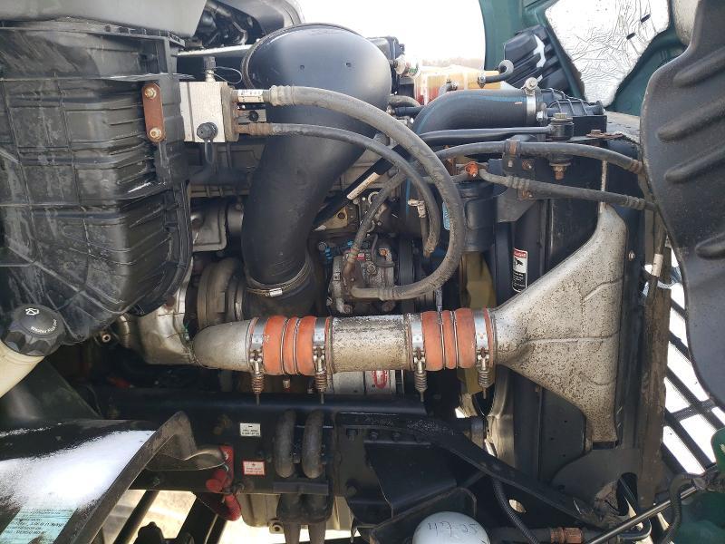 2018 Freightliner Cascadia 113