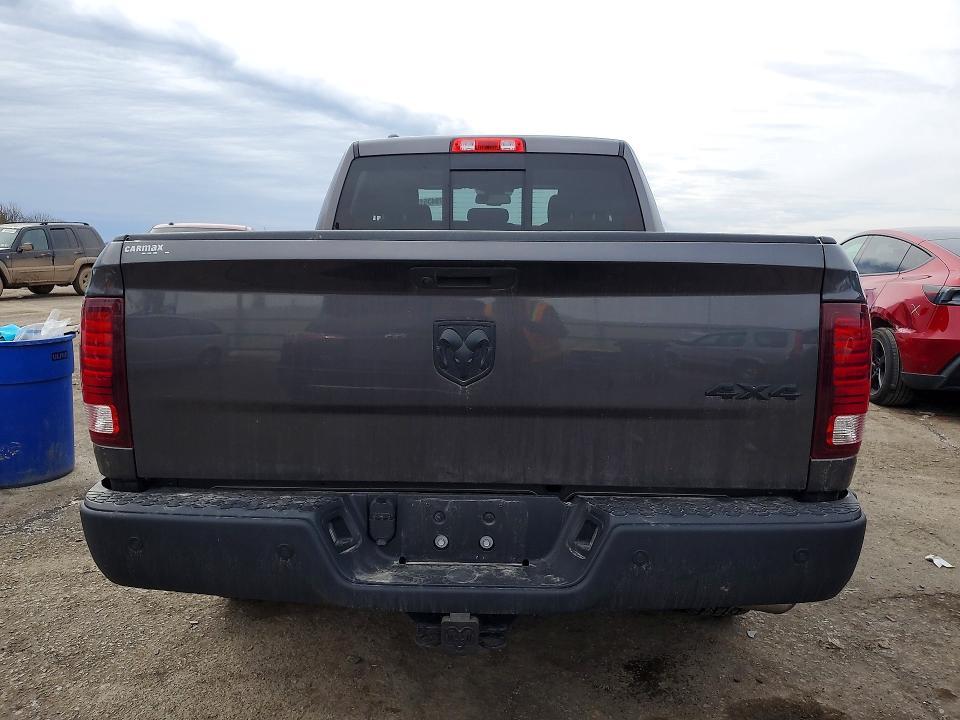 2022 Dodge RAM 1500 Classic SLT