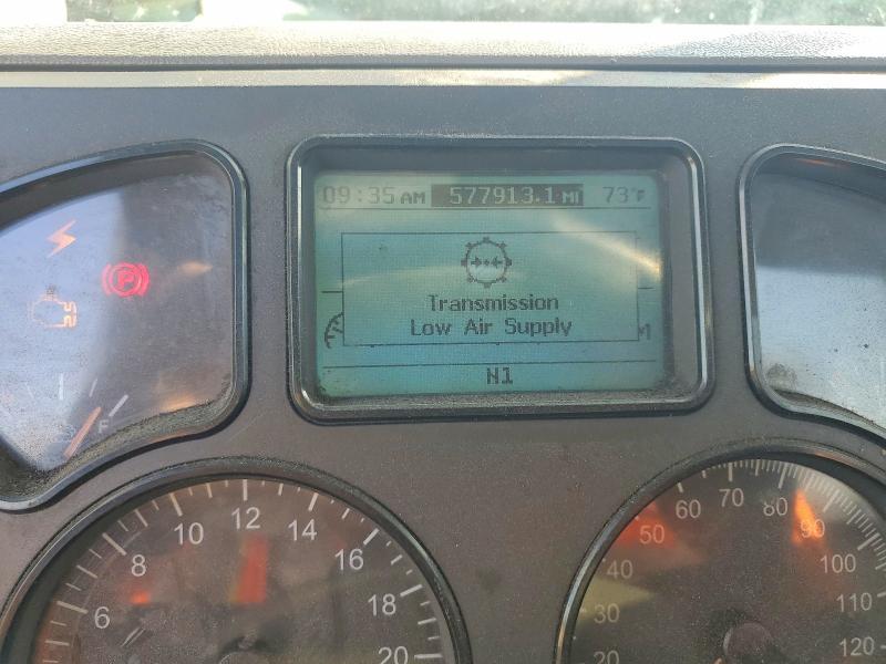 2017 Mack CX612 Semi Truck