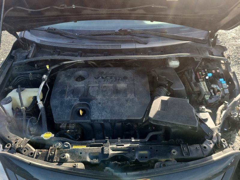 2013 Toyota Corolla l