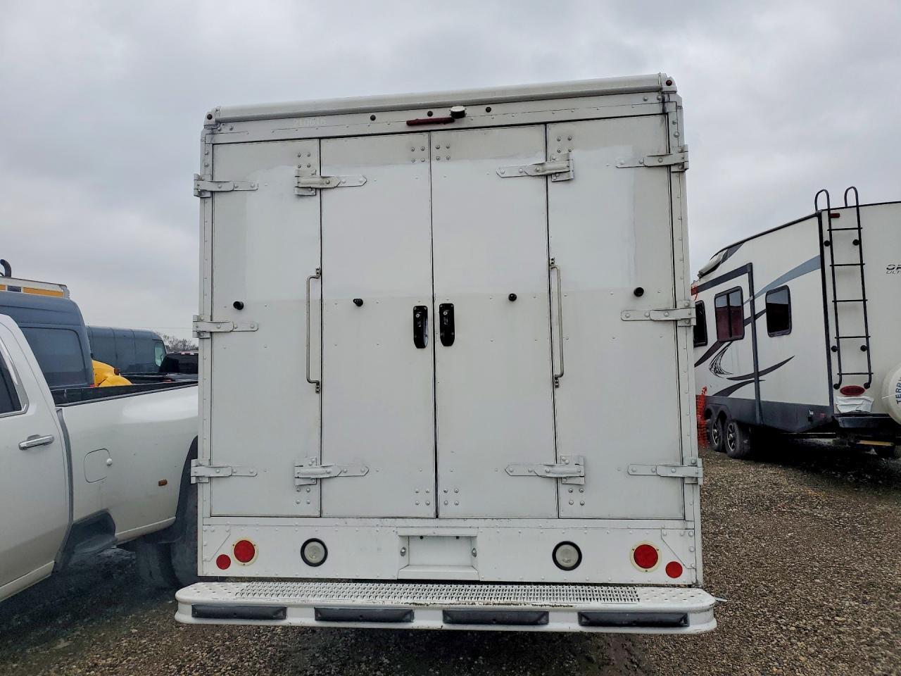 2013 Ford F59 Delivery Van