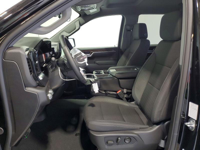 2026 GMC Sierra C1500 SLE