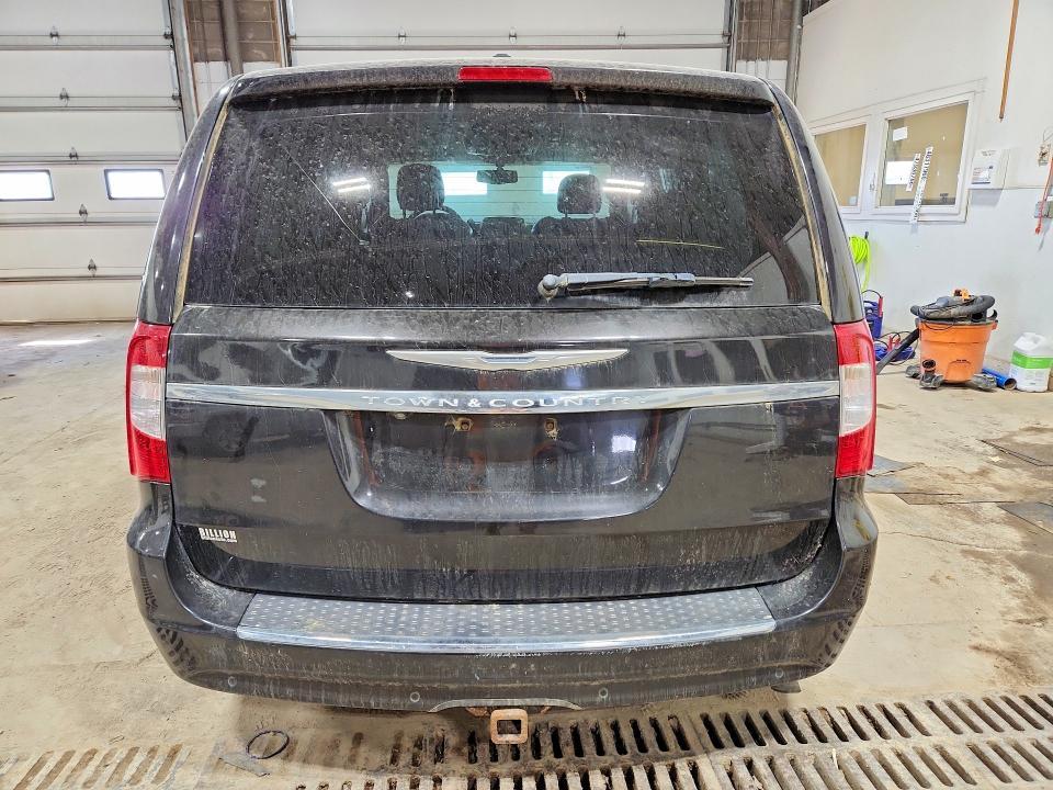 2014 Chrysler Town & Country Touring