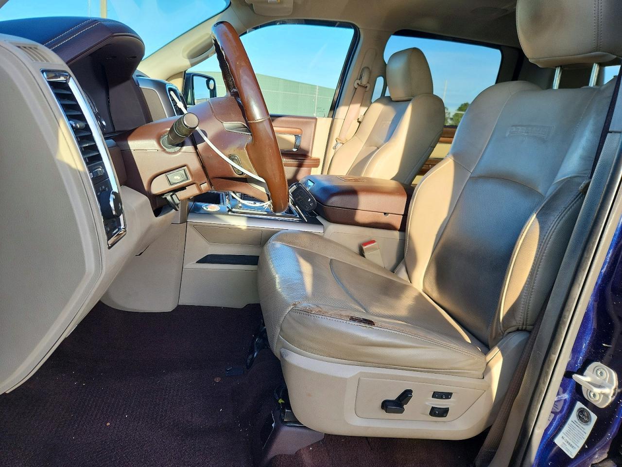 2013 Dodge 1500 Laramie