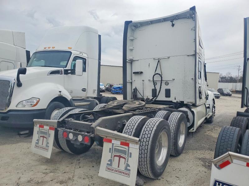 2022 Kenworth T680 Semi Truck
