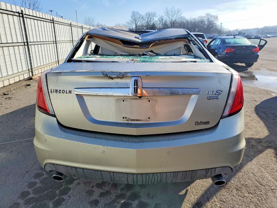 2010 Lincoln MKS