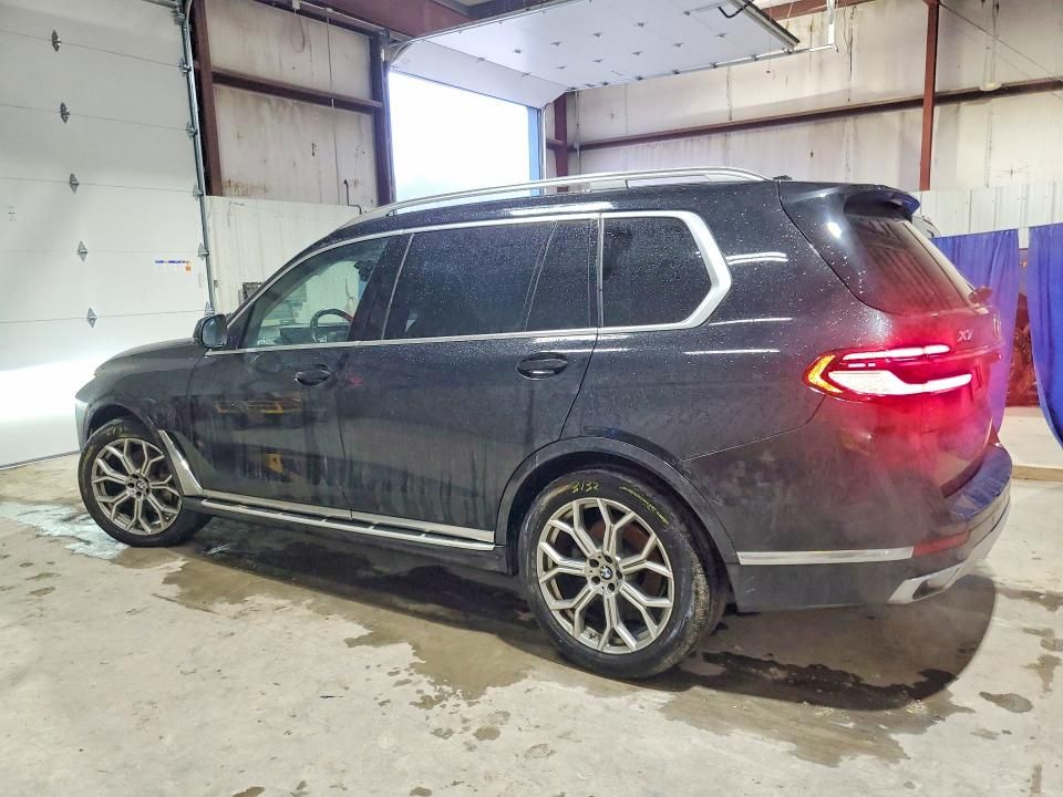 2025 BMW X7 Xdrive40i
