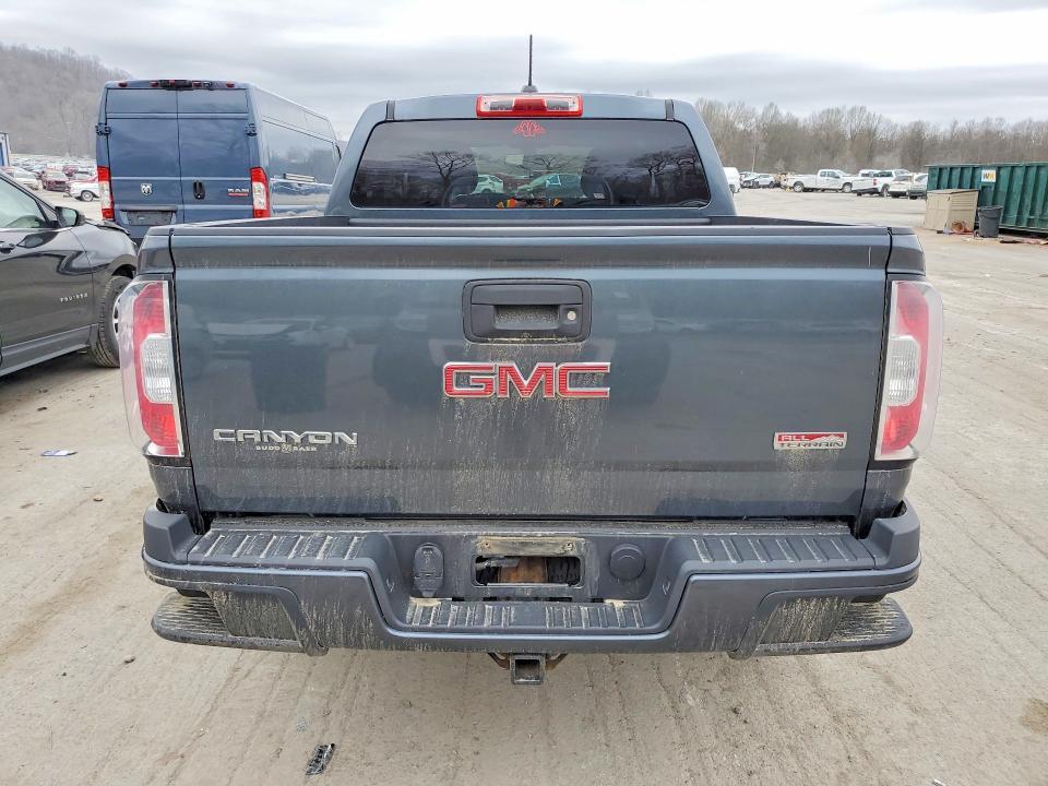 2015 GMC Canyon SLE