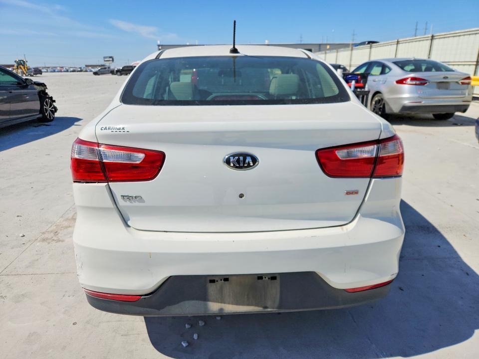 2016 KIA Rio lx