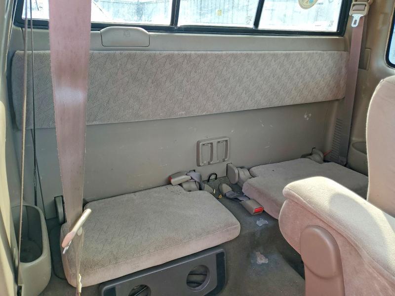 2004 Toyota Tacoma Base