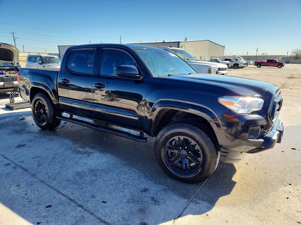 2022 Toyota Tacoma SR