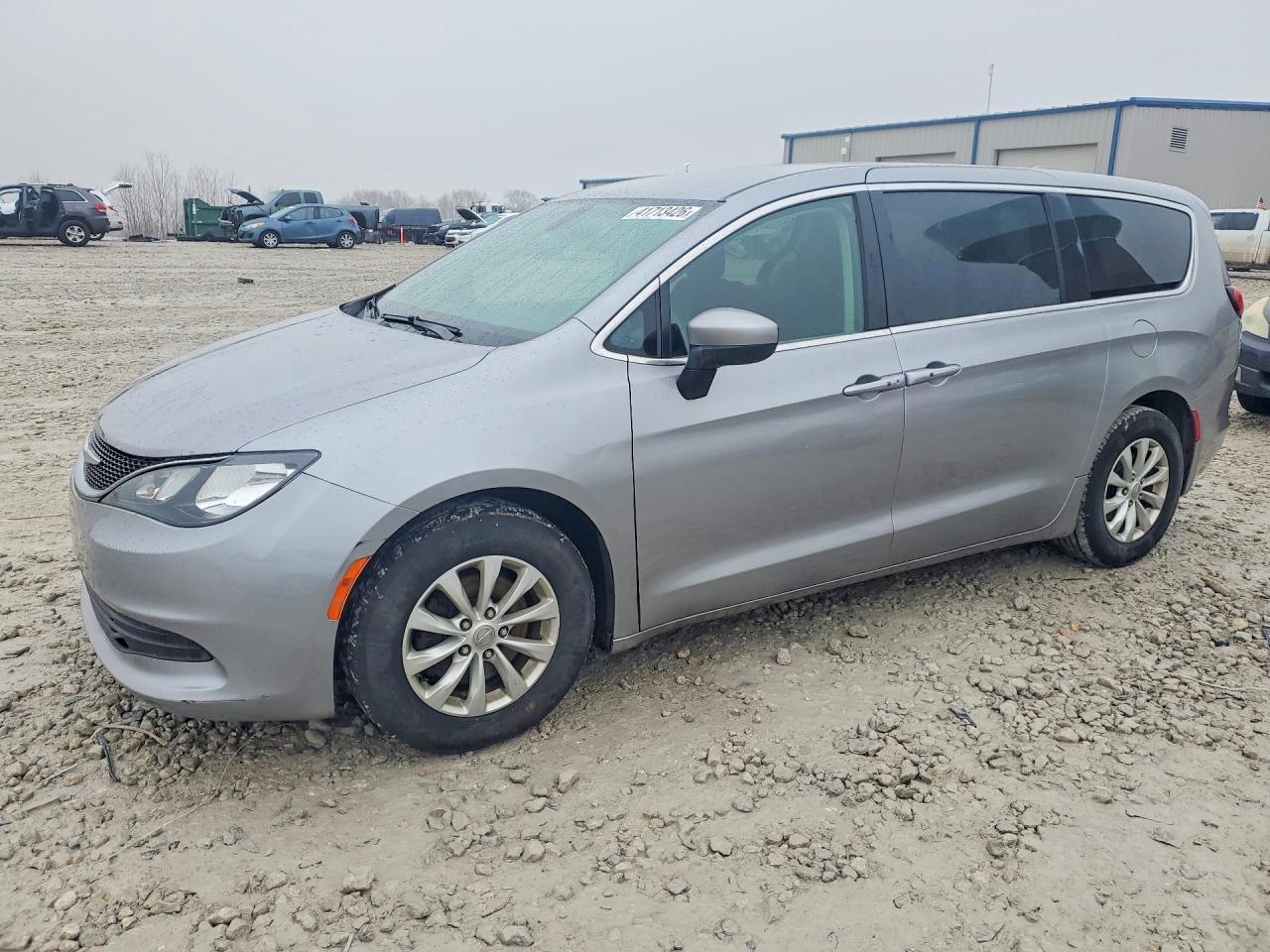 2017 Chrysler Pacifica Touring