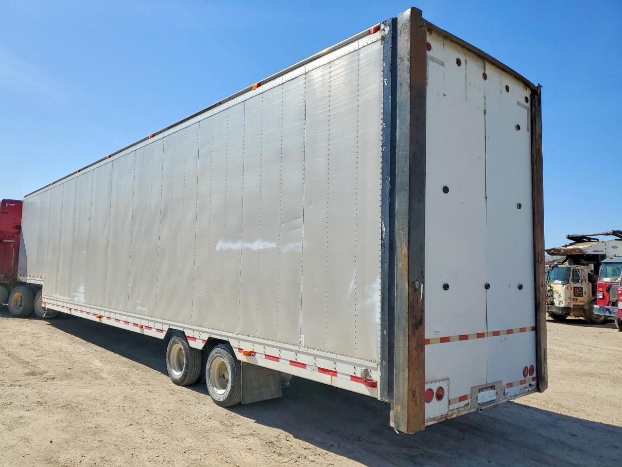 1996 Kentucky Enclosed Car Hauler W / Liftgate