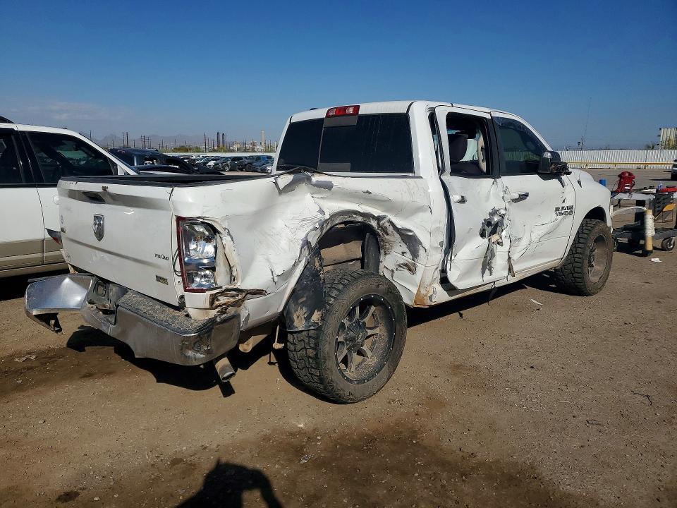 2015 Dodge RAM 1500 SLT