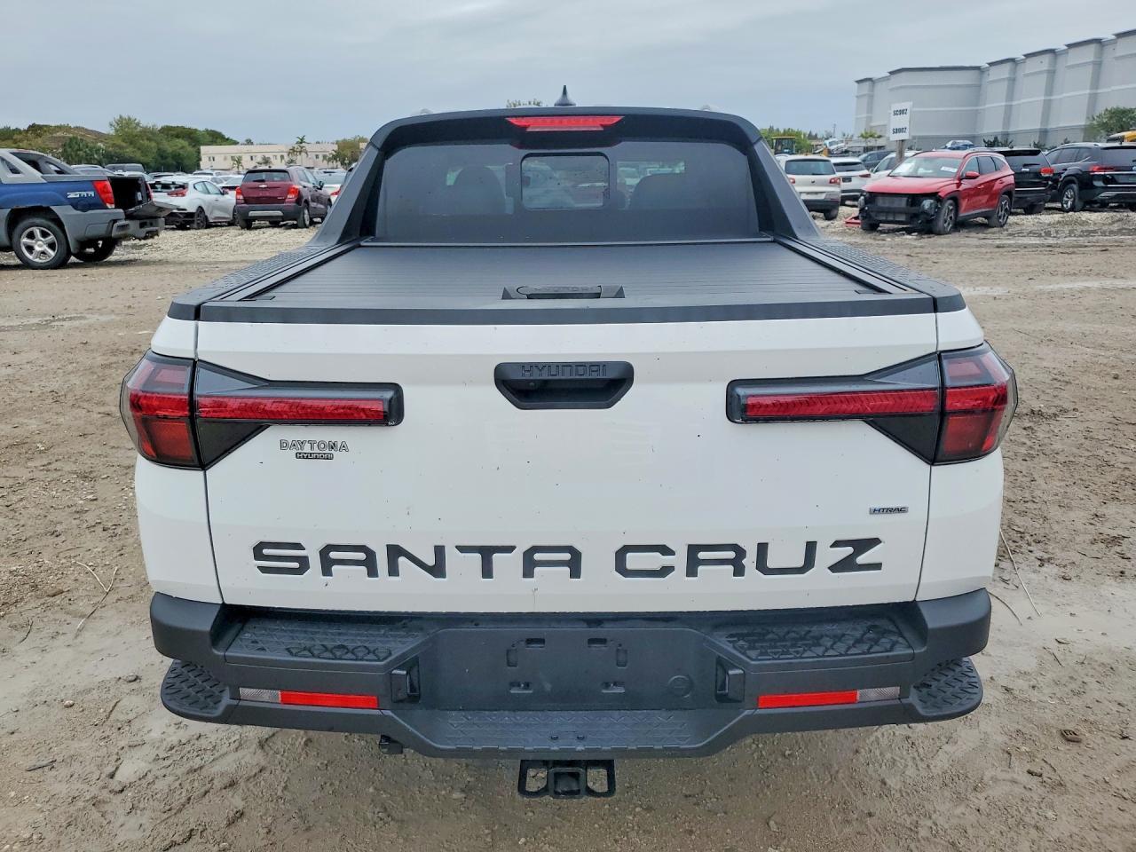 2025 Hyundai Santa Cruz SEL Activity