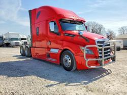 Salvage trucks for sale at Rogersville, MO auction: 2020 Freigliner 2020 Freightliner Cascadia 126 Semi Truck