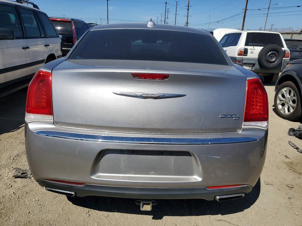 2017 Chrysler 300c